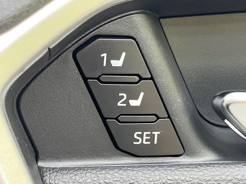 2023 Toyota RAV4 6AA-AXAH54 (UW-6a8279bebb0a7)[20]