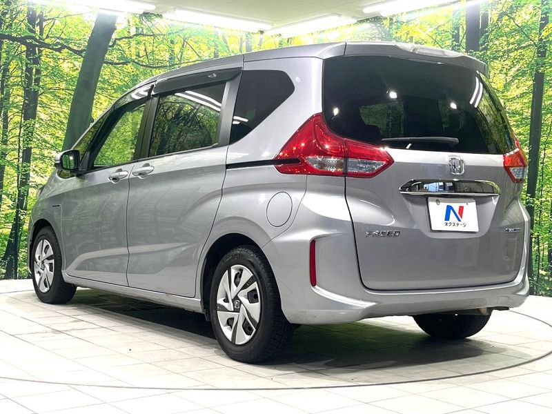 2016 Honda Freed hybrid DAA-GB7 (UW-6a827a3d1afb0)[19]