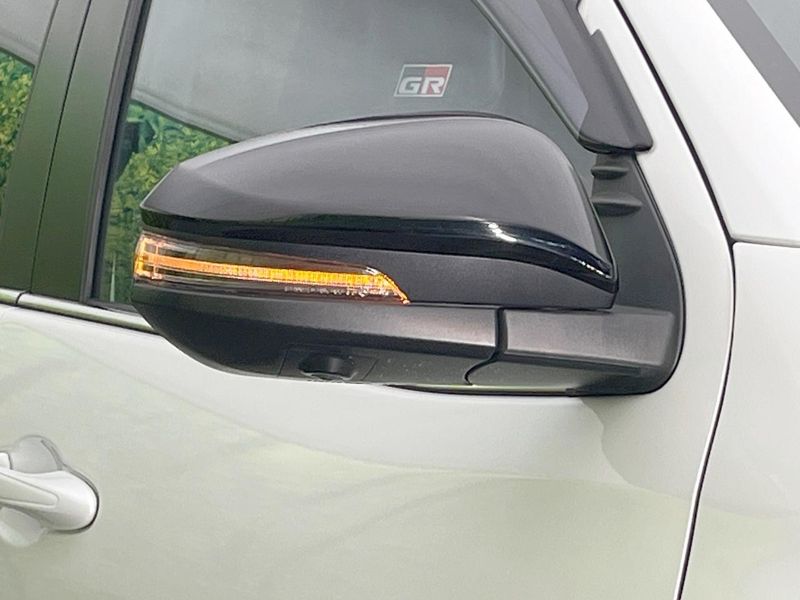 2024 Toyota Hilux 3DF-GUN125 (UW-6a827a79356f0)[6]
