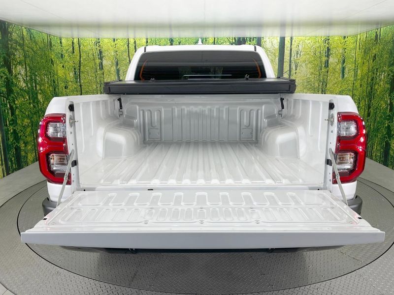 2024 Toyota Hilux 3DF-GUN125 (UW-6a827a79356f0)[27]