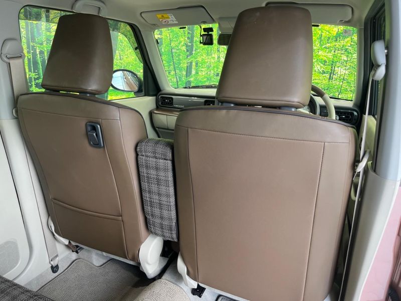 2023 Suzuki Alto Lapin LC 5BA-HE33S (UW-6a827a92576f9)[27]