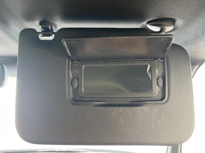 2018 Honda N-BOX CUSTOM DBA-JF3 (UW-6a827ace183e6)[13]