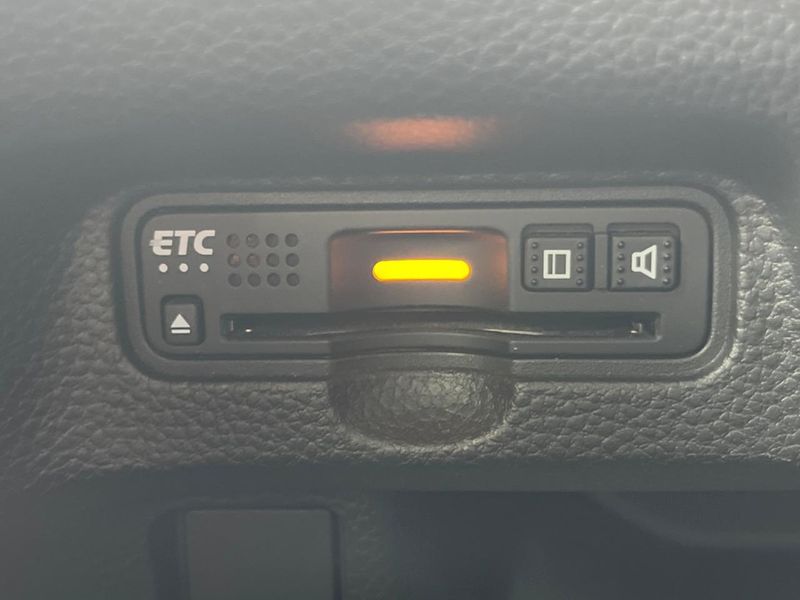 2018 Honda N-BOX CUSTOM DBA-JF3 (UW-6a827ace183e6)[16]