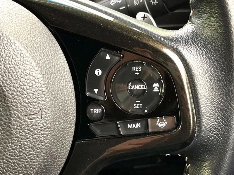 2019 Honda N-BOX CUSTOM DBA-JF3 (UW-6a827acec7e06)[14]