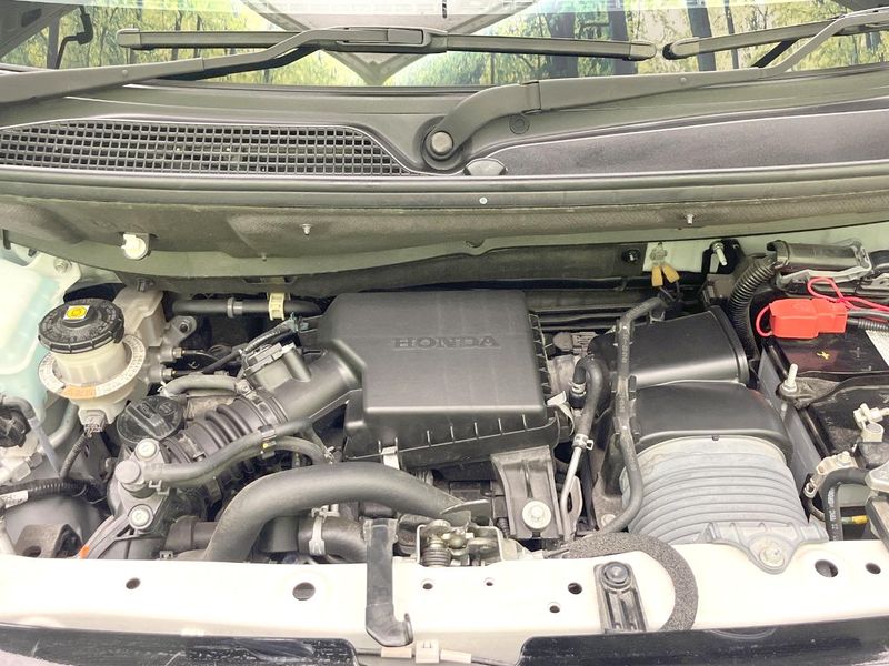 2023 Honda N-BOX CUSTOM 6BA-JF3 (UW-6a827ad311ce7)[4]