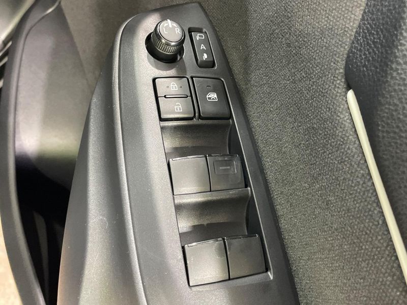 2020 Toyota Yaris 5BA-KSP210 (UW-6a827b1b92d3f)[17]