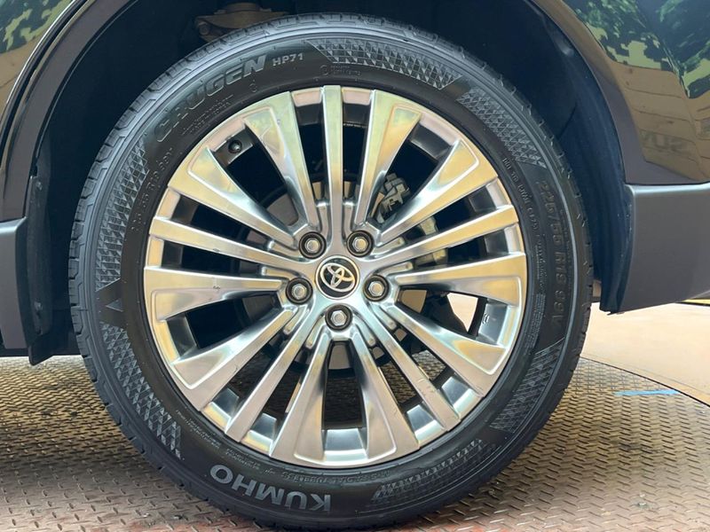 2020 Toyota Harrier 6BA-MXUA80 (UW-6a827c04b94f3)[21]