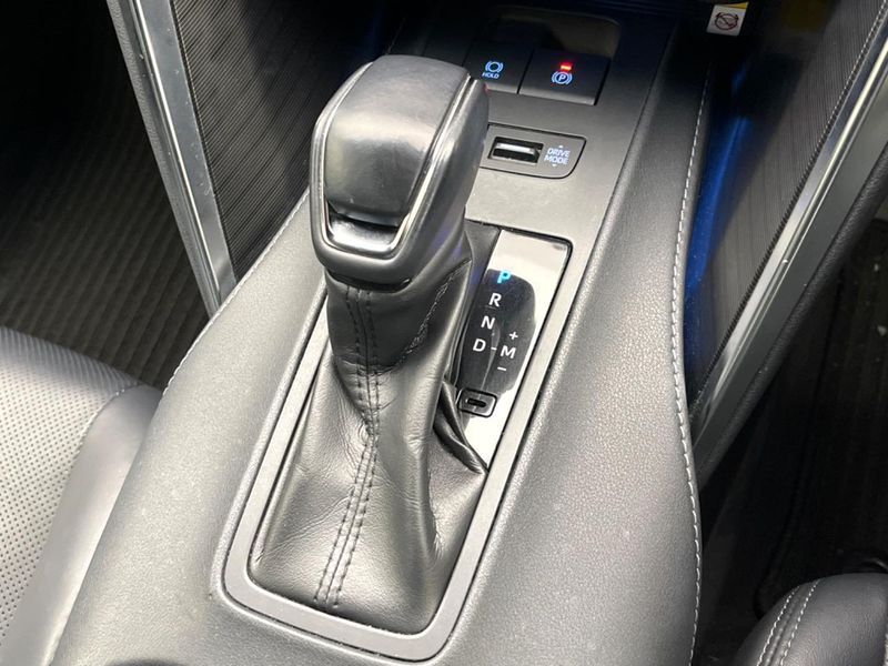 2020 Toyota Harrier 6BA-MXUA80 (UW-6a827c04b94f3)[9]