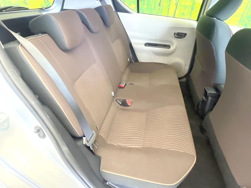 2012 Toyota Aqua DAA-NHP10 (UW-6a827c2ab912b)[20]