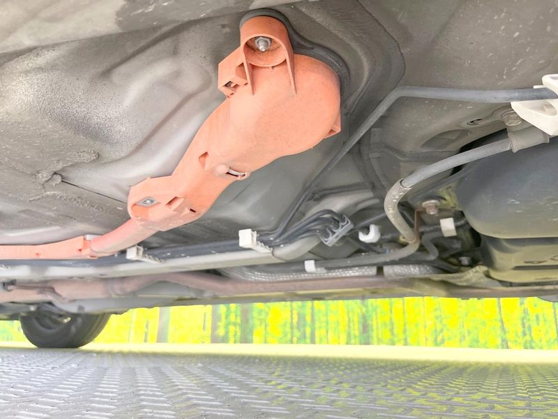 2012 Toyota Aqua DAA-NHP10 (UW-6a827c2ab912b)[23]