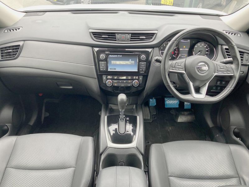 2017 Nissan X-Trail DBA-NT32 (UW-6a827c41ca4a6)[25]