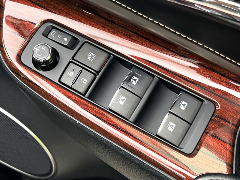 2017 Toyota Harrier DBA-ZSU60W (UW-6a827cdcac1fd)[6]