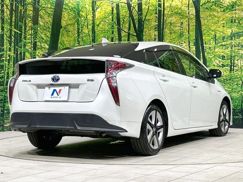 2016 Toyota Prius DAA-ZVW50 (UW-6a827ceeed673)[10]