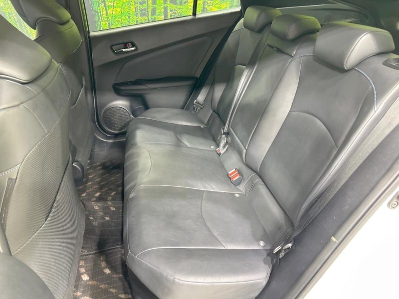 2016 Toyota Prius DAA-ZVW50 (UW-6a827ceeed673)[21]