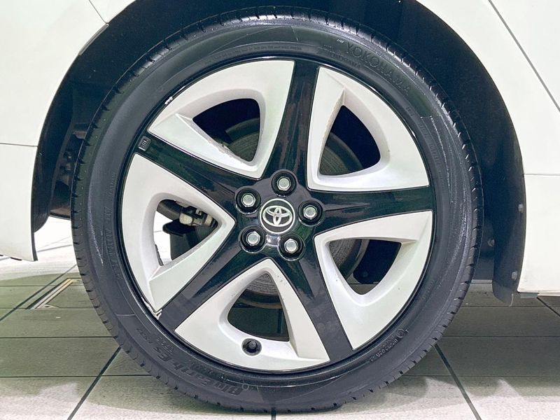 2016 Toyota Prius DAA-ZVW50 (UW-6a827ceeed673)[14]