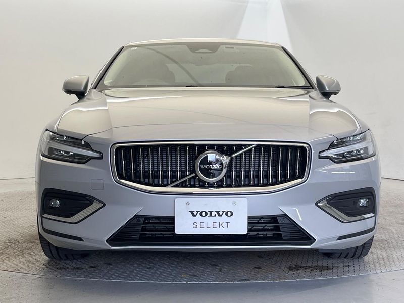 2023 Volvo S60 5AA-ZB420TM (UW-6a83cb0b24c99)[8]