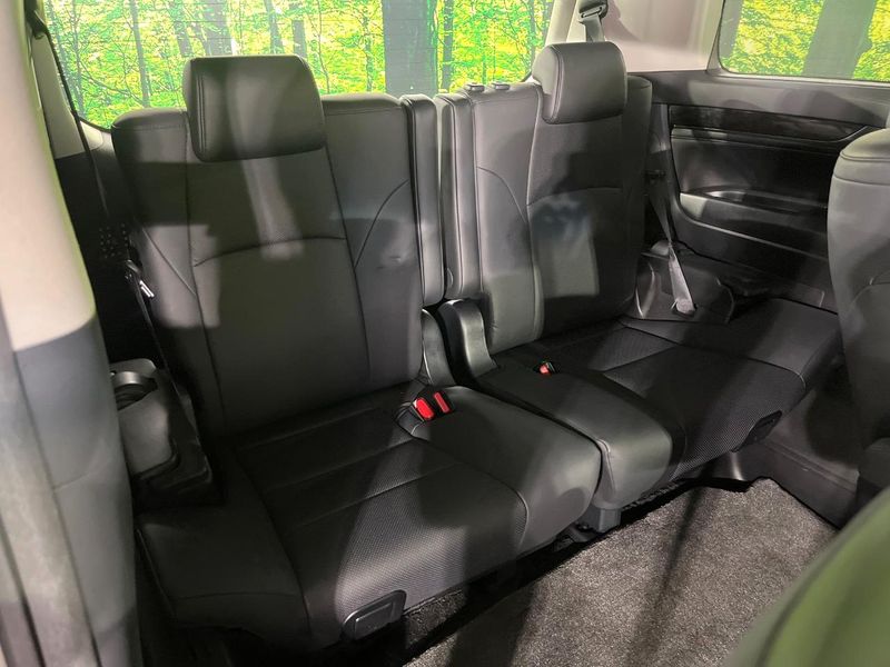 2020 Toyota Alphard 3BA-AGH30W (UW-6a83cb3bad2ec)[29]