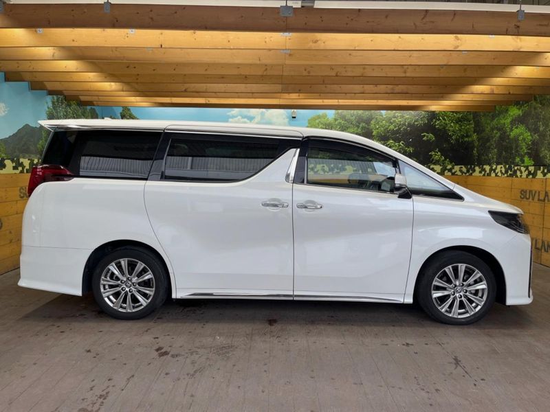 2022 Toyota Alphard 3BA-AGH30W (UW-6a83cb40a9969)[23]