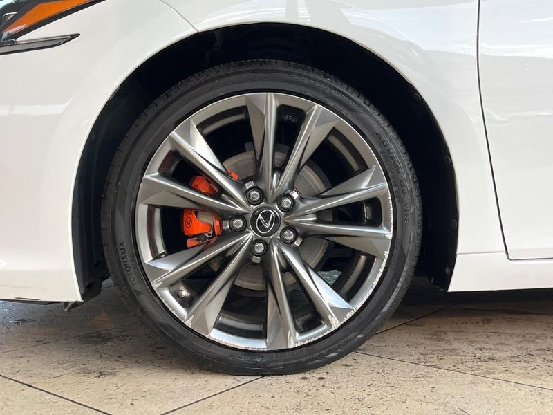 2019 Lexus ES 6AA-AXZH10 (UW-6a83cb73e7467)[26]