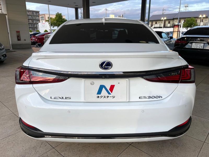 2019 Lexus ES 6AA-AXZH10 (UW-6a83cb73e7467)[20]