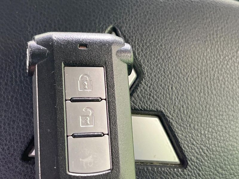 2018 Mitsubishi Delica D:5 LDA-CV1W (UW-6a83cbb39fec7)[25]