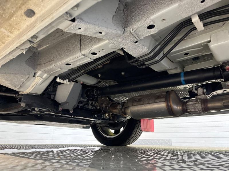 2022 Mitsubishi Delica D:5 3DA-CV1W (UW-6a83cbb535485)[9]