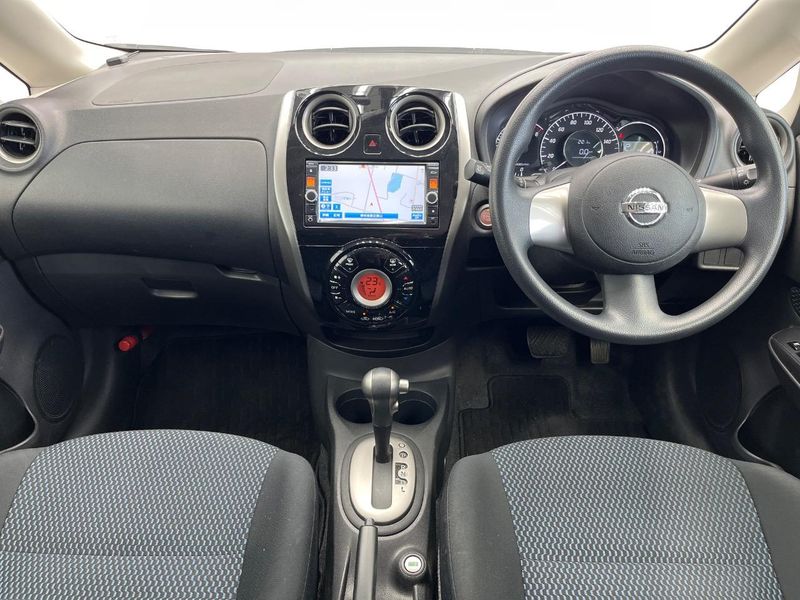 2013 Nissan Note DBA-E12 (UW-6a83cbcac157e)[25]