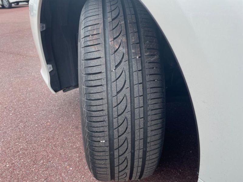 2011 Toyota Crown DBA-GRS200 (UW-6a83cc0c08c36)[4]