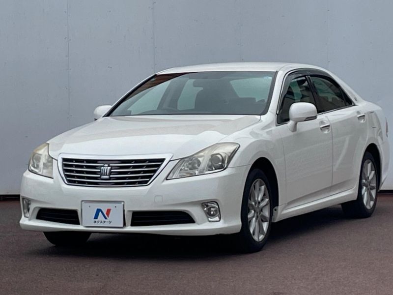 2011 Toyota Crown DBA-GRS200 (UW-6a83cc0c08c36)[8]