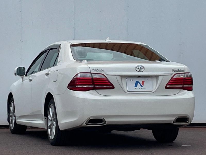 2011 Toyota Crown DBA-GRS200 (UW-6a83cc0c08c36)[18]