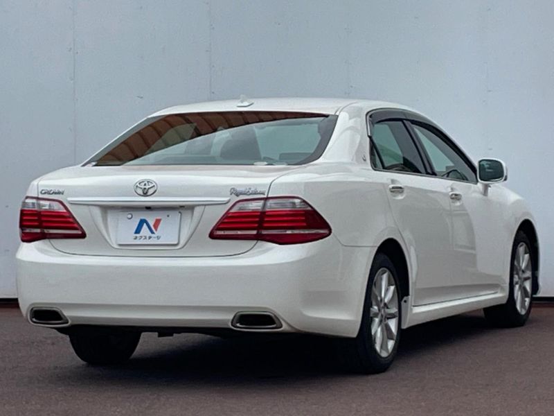 2011 Toyota Crown DBA-GRS200 (UW-6a83cc0c08c36)[16]