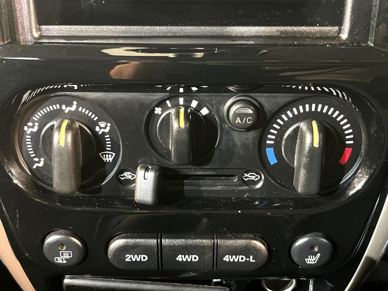 2018 Suzuki Jimny ABA-JB23W (UW-6a83cc45eb34e)[10]