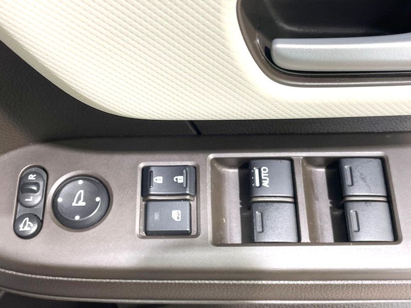 2023 Honda N-BOX 6BA-JF3 (UW-6a83cc7f98548)[9]