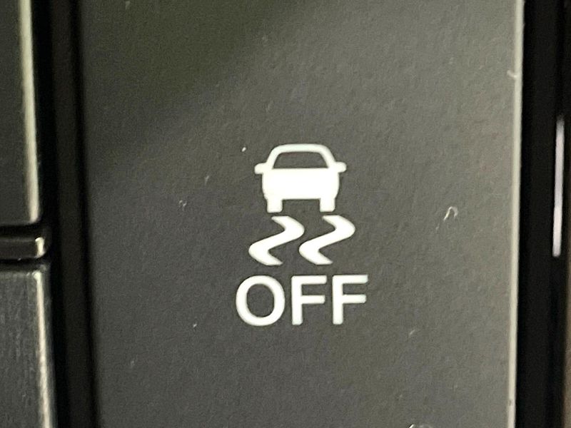 2023 Honda N-BOX 6BA-JF3 (UW-6a83cc7f98548)[17]