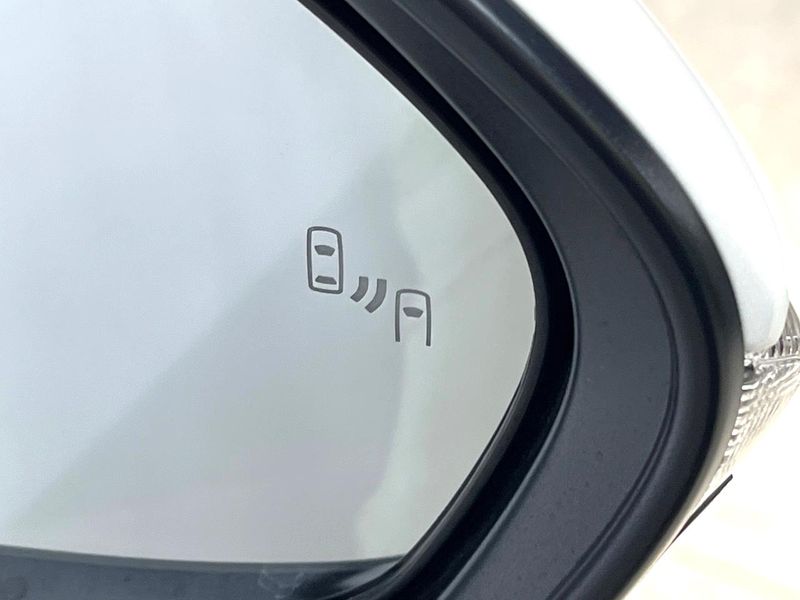2025 Toyota Yaris Cross 6AA-MXPJ10 (UW-6a83cda11a763)[28]