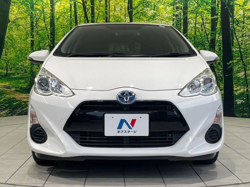 2015 Toyota Aqua DAA-NHP10 (UW-6a83cddc1e054)[4]