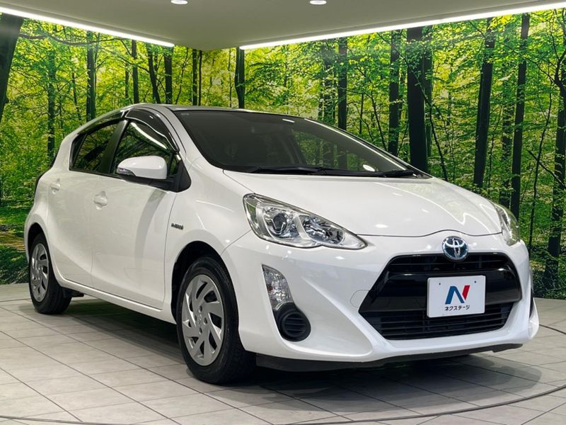 2015 Toyota Aqua DAA-NHP10 (UW-6a83cddc1e054)[5]