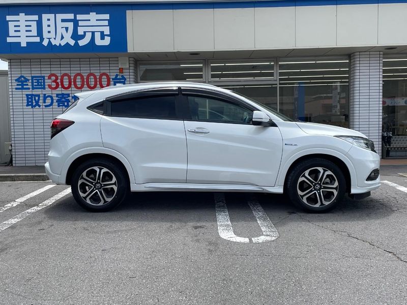 2019 Honda Vezel DAA-RU3 (UW-6a83ce087ef21)[8]
