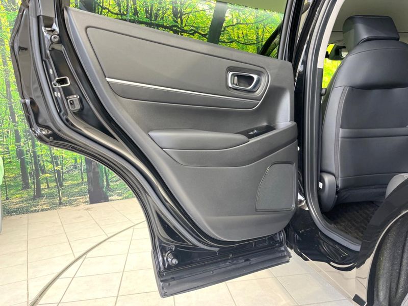 2022 Honda Vezel 6AA-RV5 (UW-6a83ce0ef2f89)[8]