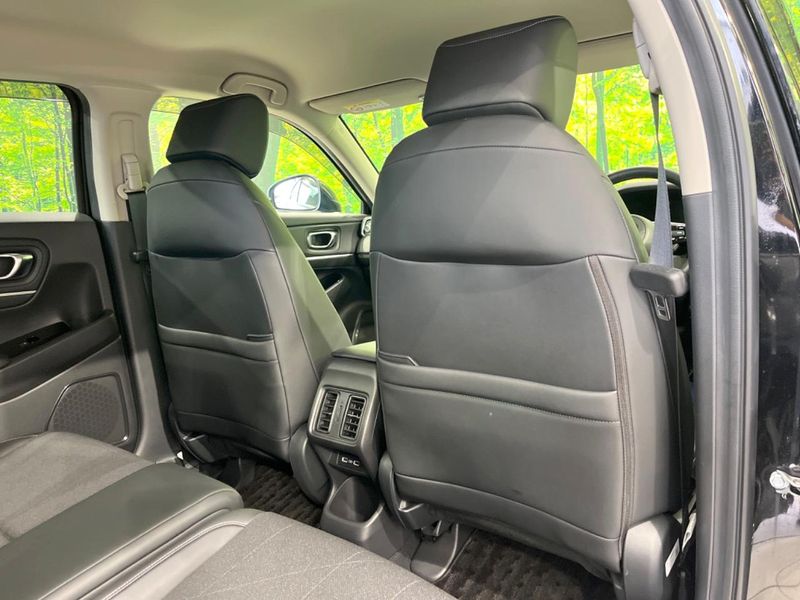 2022 Honda Vezel 6AA-RV5 (UW-6a83ce0ef2f89)[23]