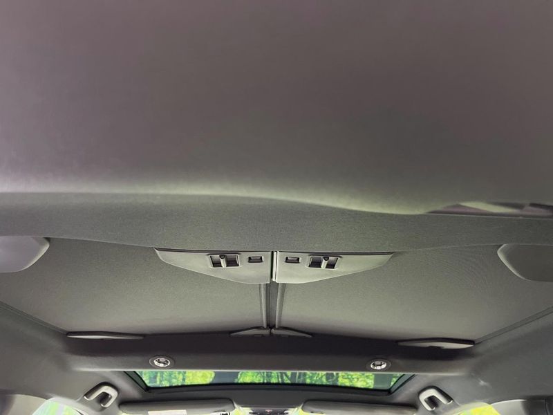 2022 Honda Vezel 6AA-RV5 (UW-6a83ce0f4db52)[16]