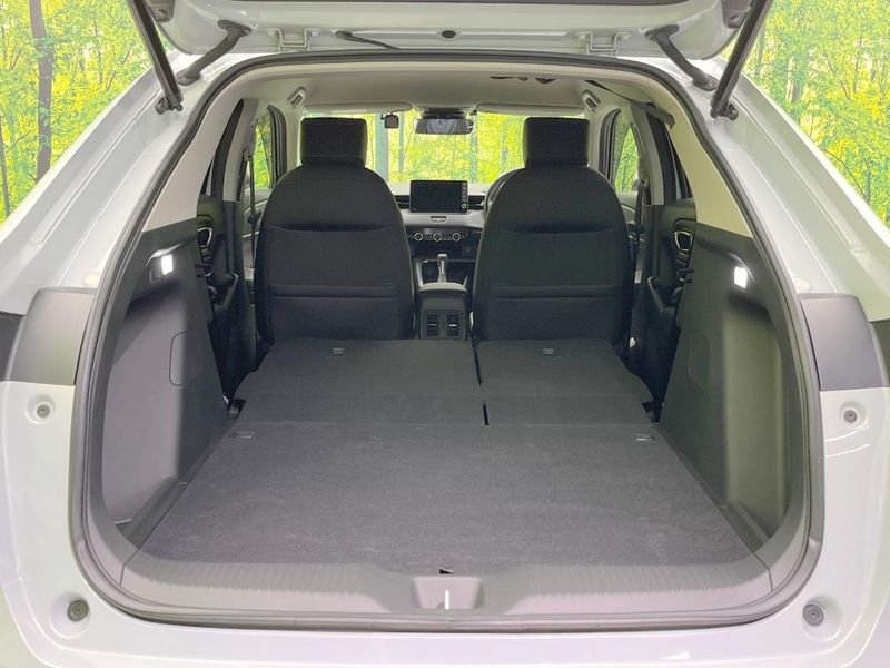 2023 Honda Vezel 6AA-RV5 (UW-6a83ce12c4e99)[13]