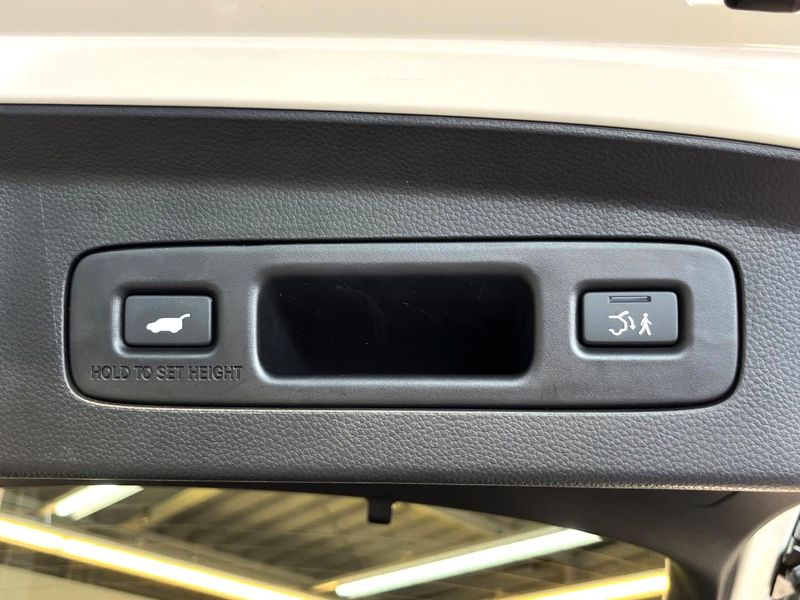 2024 Honda Vezel 6AA-RV5 (UW-6a83ce1439638)[20]