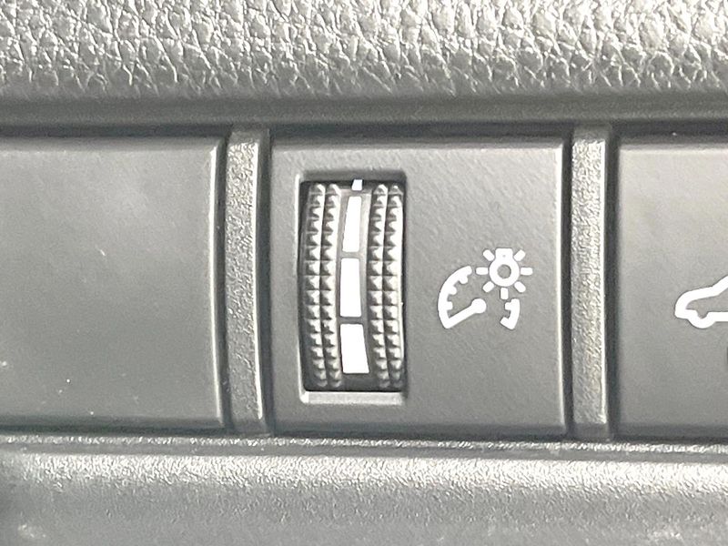 2025 Toyota Land Cruiser 250 3BA-TRJ250W (UW-6a83ce474104e)[21]