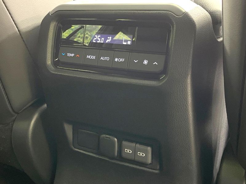2025 Toyota Land Cruiser 250 3BA-TRJ250W (UW-6a83ce474104e)[12]