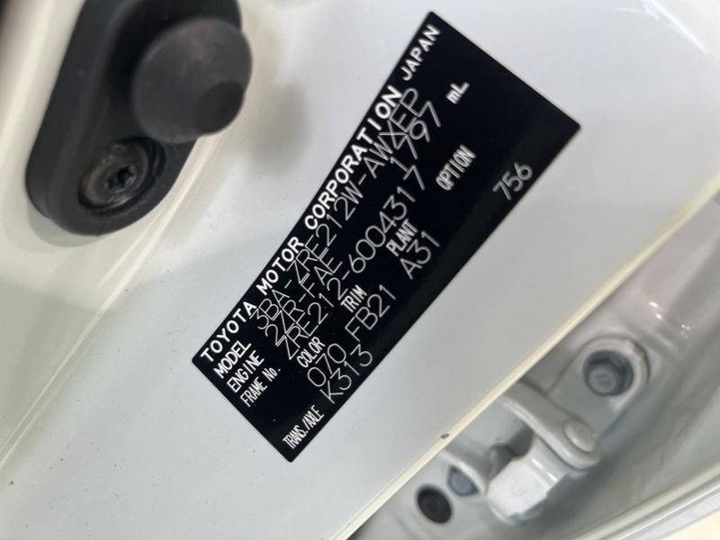 2019 Toyota Corolla Touring 3BA-ZRE212W (UW-6a83ce80066ac)[1]
