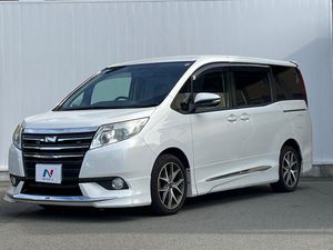 2015 Toyota Noah DBA-ZRR80G