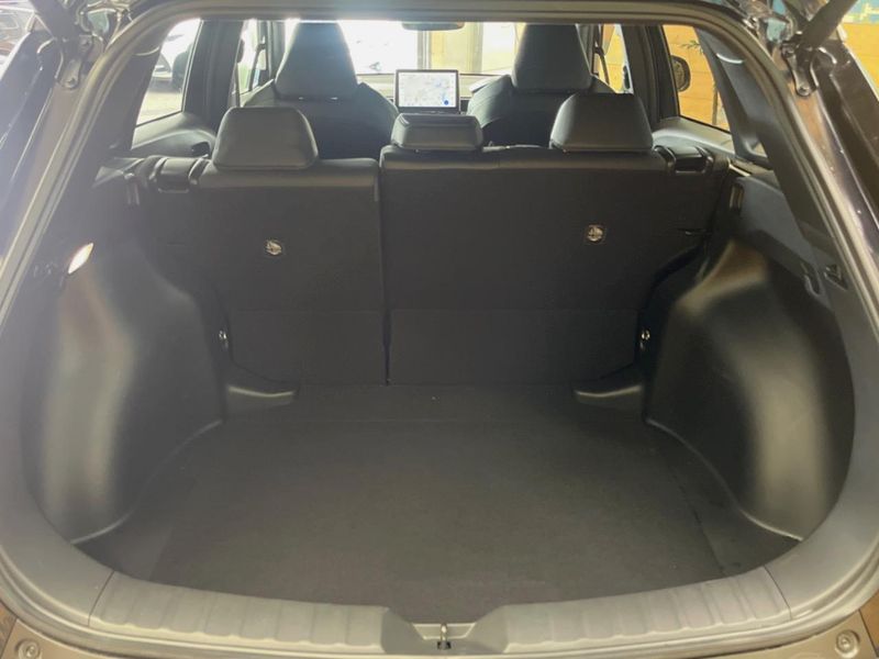2024 Toyota Corolla Cross 6AA-ZVG13 (UW-6a83ce98aadfc)[17]