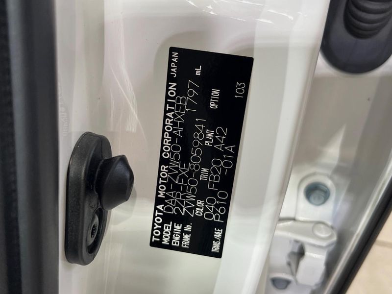 2017 Toyota Prius DAA-ZVW50 (UW-6a83ceaa8eded)[1]
