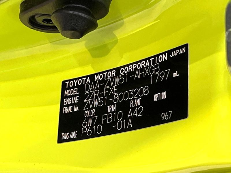 2016 Toyota Prius DAA-ZVW51 (UW-6a83ceb32972c)[1]